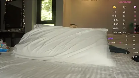 Amylittlestar — Stripchat stream photo (Apr 2026)