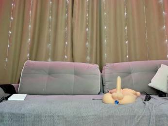 EditaMilf — bongacamsでウェブカムモデルオンライン