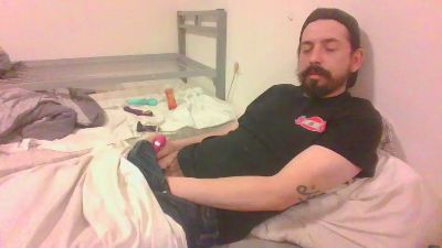 GutsXbsk — cam4でウェブカムモデルオンライン