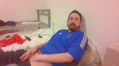 GutsXbsk — cam4でウェブカムモデルオンライン