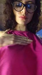 nanuxxx1 — Cam4 stream photo (Apr 2026)