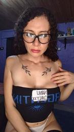 nanuxxx1 — Cam4 stream photo (Apr 2026)