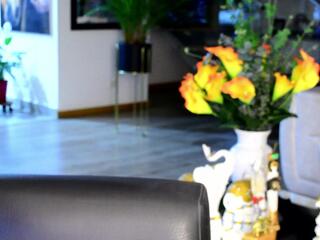 Lukhas — flirt4freeでウェブカムモデルオンライン