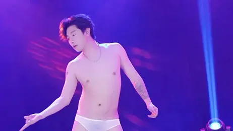 AOA-Four — stripchatでウェブカムモデルオンライン