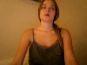 HappyEmily — Bongacams stream photo (Dec 2025)