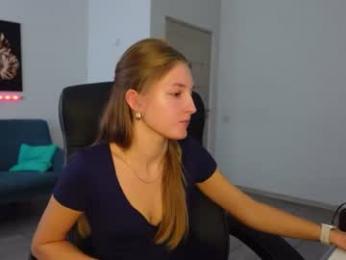 agelina_summer — Chaturbate stream photo (Sep 2026)