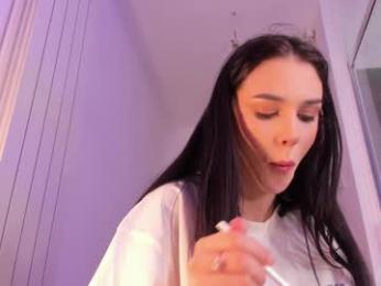 hotfallingdevil — chaturbateでウェブカムモデルオンライン