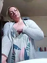 Mommygetnaughty — Stripchat stream photo (Jan 2026)