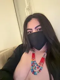 Hot-Sarah-arab — Stripchat stream photo (Apr 2026)
