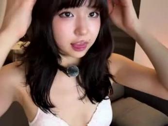 melana_love — Chaturbate stream photo (Apr 2026)