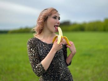 VikaCherry — Livejasmin stream photo (May 2025)