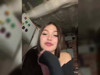Kikisvi — Bongacams stream photo (Nov 2024)