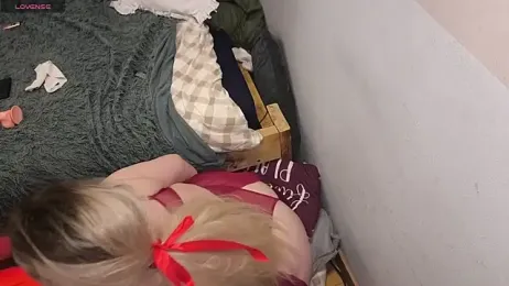 LoveInAllHoles — Stripchat stream photo (Mar 2026)