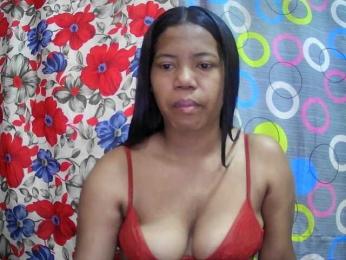 lesly11 — Bongacams stream photo (Jul 2025)