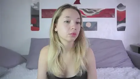 MiaThaine — Stripchat stream photo (Aug 2026)