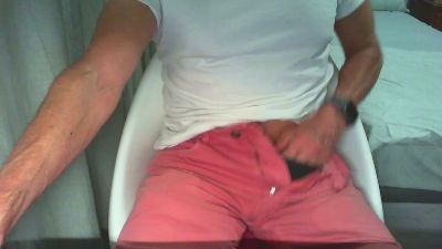 DANILO52 — cam4でウェブカムモデルオンライン