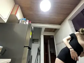 ReenKitty — Stripchat stream photo (Apr 2026)