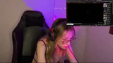 ReenKitty — Stripchat stream photo (Apr 2026)