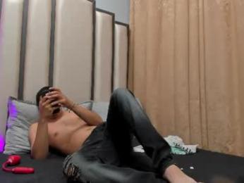 mily_mark — Chaturbate stream photo (Jul 2026)
