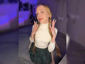 Mini-tiny — Bongacams stream photo (Jan 2023)