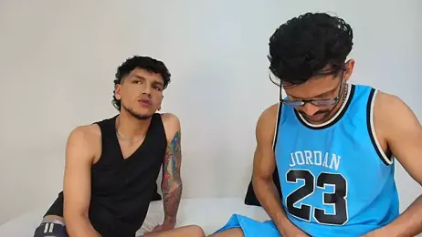 Benjamin_show — stripchatでウェブカムモデルオンライン