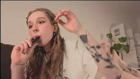 poli_blink — stripchatでウェブカムモデルオンライン