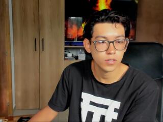 Alan Gonz — Flirt4free stream photo (Jun 2026)
