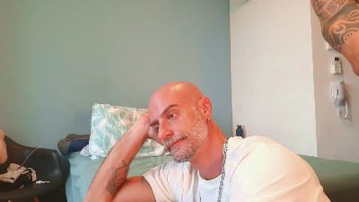 recoblue22cm — cam4でウェブカムモデルオンライン