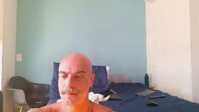 recoblue22cm — cam4でウェブカムモデルオンライン