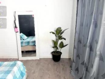 valen_thompson — Chaturbate stream photo (Aug 2026)