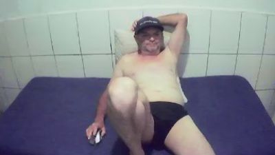 cesarpierdonaa1 — cam4でウェブカムモデルオンライン