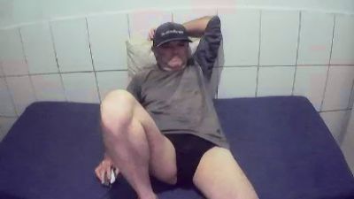 cesarpierdonaa1 — cam4でウェブカムモデルオンライン