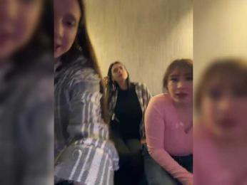 BustyLina — bongacamsでウェブカムモデルオンライン