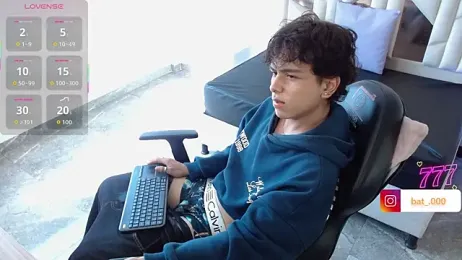 Elian_tay — stripchatでウェブカムモデルオンライン