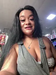 Indira_Nahali1 — Stripchat stream photo (Apr 2026)