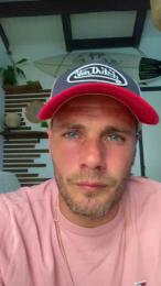 rocosicharly — cam4でウェブカムモデルオンライン