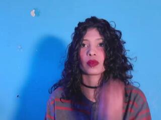 Petite Ariana — Flirt4free stream photo (Mar 2026)