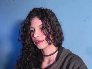 Petite Ariana — Flirt4free stream photo (Mar 2026)