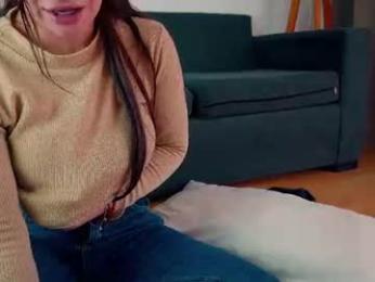 donnna19 — Chaturbate stream photo (Aug 2026)