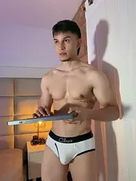 jhosuahunt — Stripchat stream photo (Sep 2026)