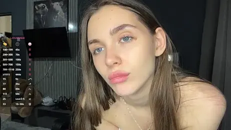 Veluxe — stripchatでウェブカムモデルオンライン