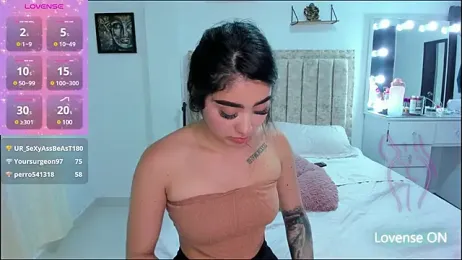 EmiilyEvans_ — stripchatでウェブカムモデルオンライン
