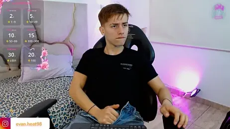 EVAN_TAY — Stripchat stream photo (Mar 2026)