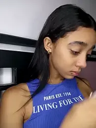 Zoe_Sweett18 — Stripchat stream photo (Mar 2026)