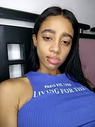 Zoe_Sweett18 — Stripchat stream photo (Mar 2026)