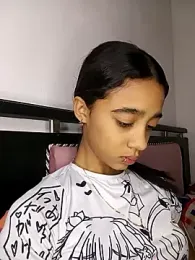 Zoe_Sweett18 — Stripchat stream photo (Mar 2026)