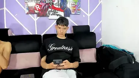 heyy_noah11 — stripchatでウェブカムモデルオンライン