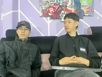 heyy_noah11 — stripchatでウェブカムモデルオンライン