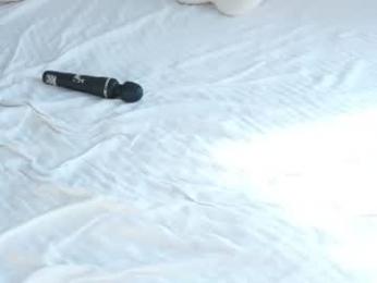 lipswithsmileonthem — Chaturbate stream photo (Aug 2026)