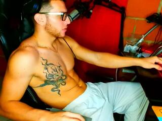 Mike Sanderss — Flirt4free stream photo (Jul 2026)